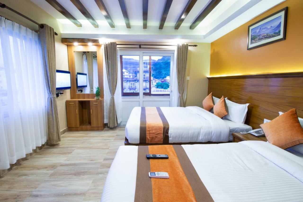 Hotel Lake Star Pokhara Kültér fotó